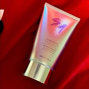 Monat Flexible Hold gel